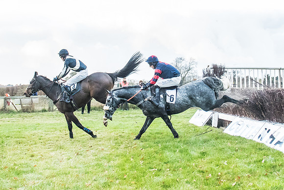 2 Mile 4 Furlong Maiden Race -33