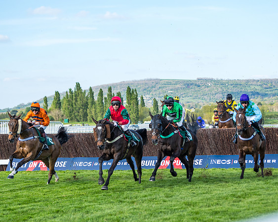 Race 2  -  Intermediate Point to Point Hunters' Steeple Chase (90 of 277)