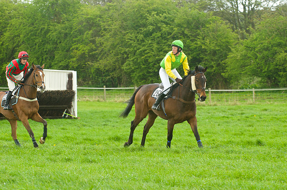 Race 5 - Restriced 22