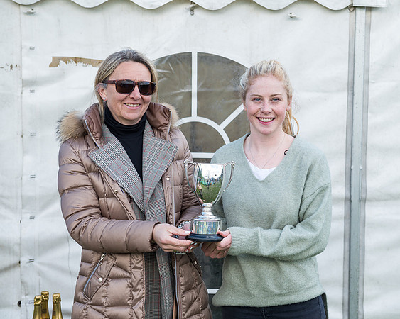 7 - Awards  (16 of 33)