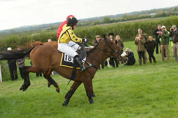 Kimblewick at Kimble Restricted Race