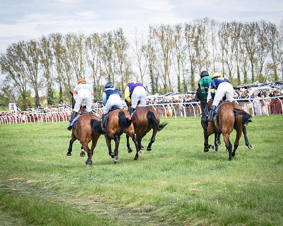 Race 3 - The Richardsons chartered Accountants Conditions Race [Level Three] for Novice Riders (44 of 117)