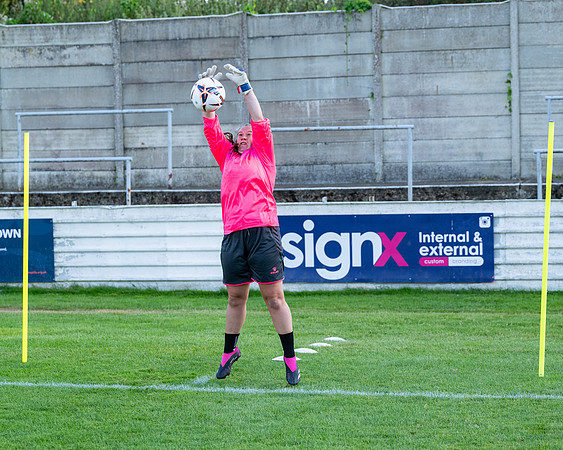 Chesham United training 06-08-2024 (18 of 277)