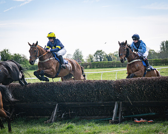 Race 3 - The Richardsons chartered Accountants Conditions Race [Level Three] for Novice Riders (29 of 117)