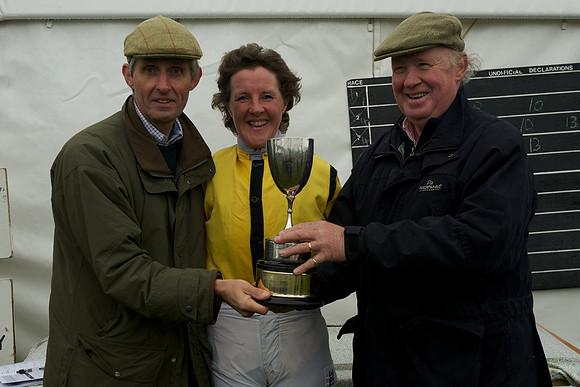 Race 2 - Confined 63