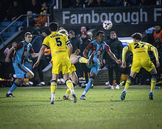 Farnborough 2 Chesham Utd 1 (95 of 368)