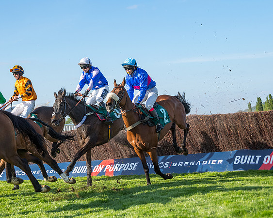 Race 3 - KTDA Hunters' Steeple Chase  (140 of 226)