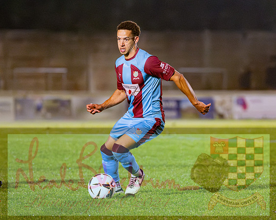 Chesham Utd 3 v 1 Chippenham Town (182 of 416)