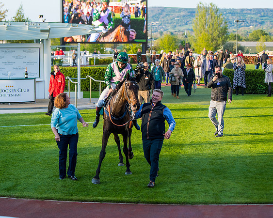 Race 5 - ITM Mares'  (103 of 181)