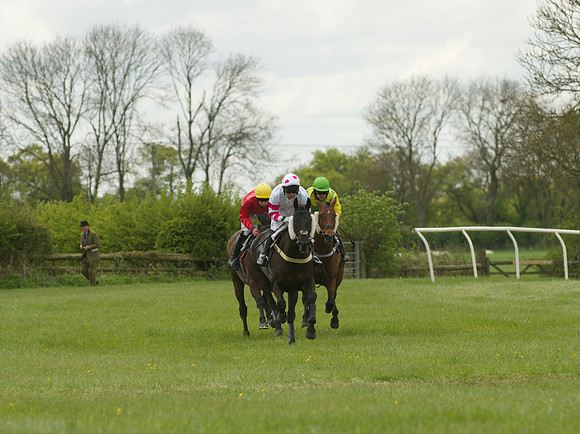 Kimblewick at Kimble Confined Hunts Race