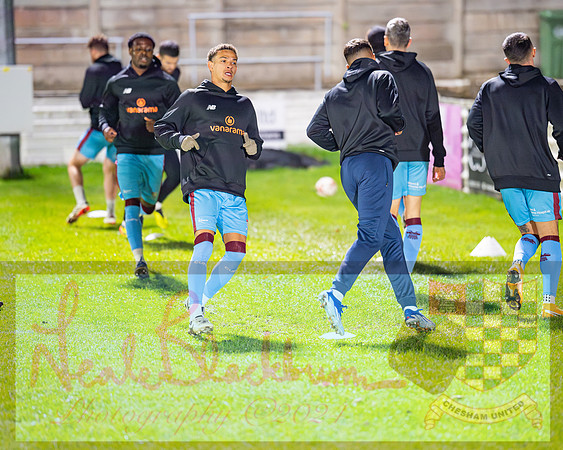 Chesham Utd 3 v 1 Chippenham Town (42 of 416)