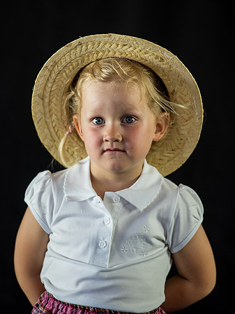 MM Portraits Tuesday 13th (17 of 191)-2