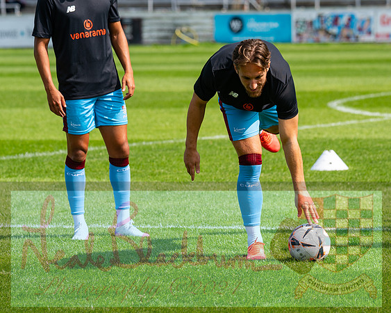 Chesham Utd v Borehamwood (9 of 458)