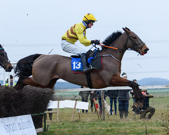 Race 8 - Oprn Maiden Div 2 (54 of 108)