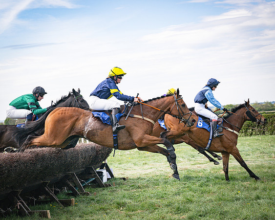 Race 3 - The Richardsons chartered Accountants Conditions Race [Level Three] for Novice Riders (57 of 117)