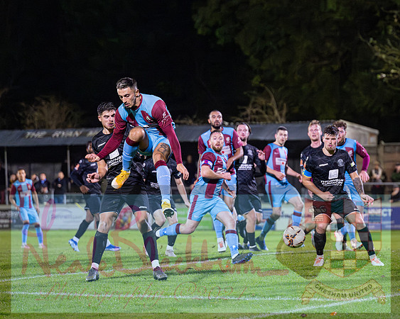 Chesham Utd 3 v 1 Chippenham Town (140 of 416)