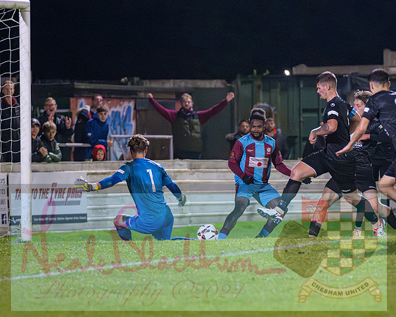 Chesham Utd 3 v 1 Chippenham Town (372 of 416)