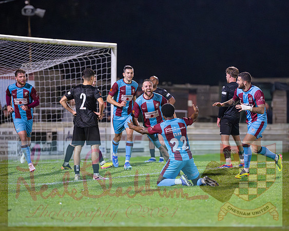 Chesham Utd 3 v 1 Chippenham Town (320 of 416)