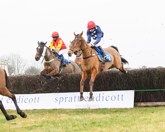 Race 3 - Novice Riders Race (55 of 180)