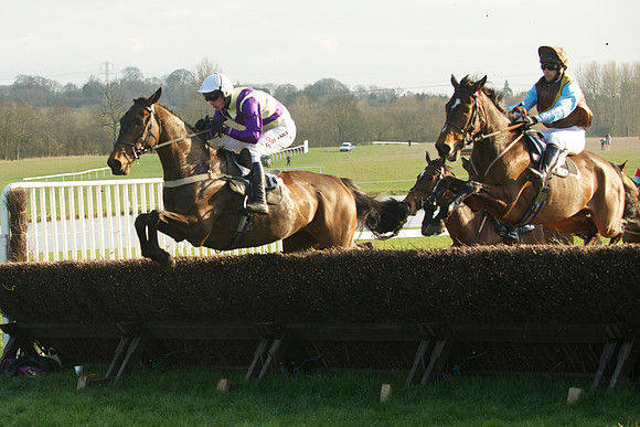 Race 7 - 15
