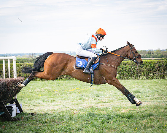 Race 3 - The Richardsons chartered Accountants Conditions Race [Level Three] for Novice Riders (68 of 117)
