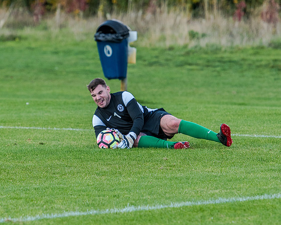 AFC Oaklands v Bengeo Trinity - Warm Up (77 of 109)