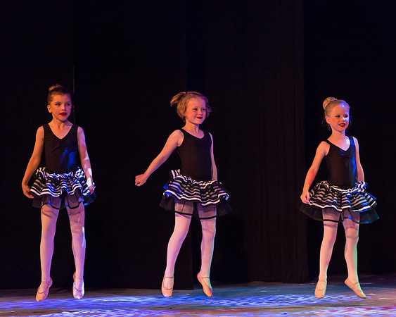 Maggie Monk - Act 1 - 5. Dance Of The Reed Flutes (3 of 59)