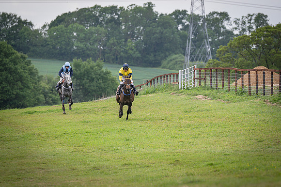 Race 5 - 3 Mile Maiden [NWFAA] (61 of 95)