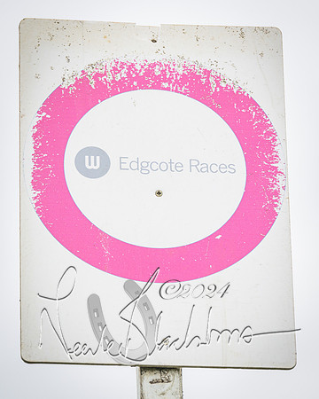 Race 3 - 5 years old and Over Maiden Race (14 of 130)