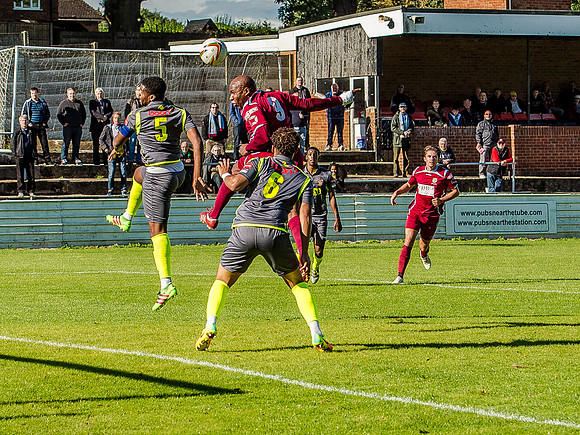Chesham Utd 2 Staines Town 0 (11 of 79)