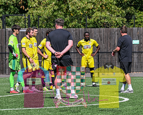 Breaconsfield 2 v 4 Chesham United (320 of 330)
