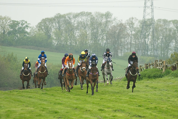 Race 2 - Novices 27