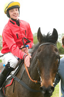 Race 1 - Confined Hunts