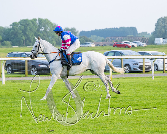 Race 5 - Peter Wright Handicap (18 of 117)
