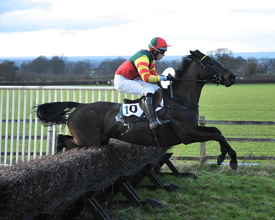 TVRC - Young Hose Maiden - Div 1