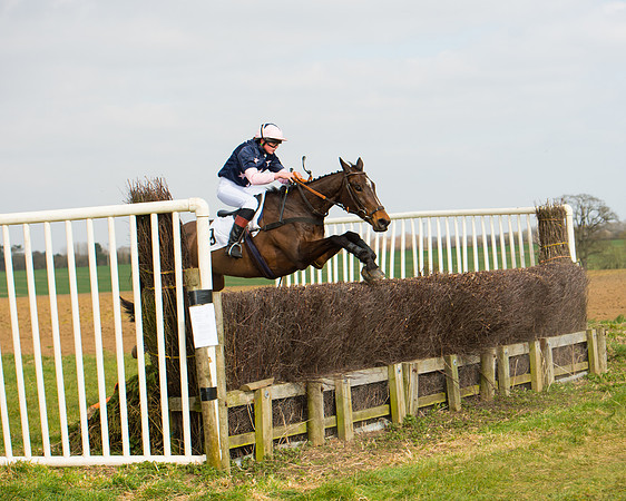 Race 2 - COnfined Hunts race (96 of 144).jpg