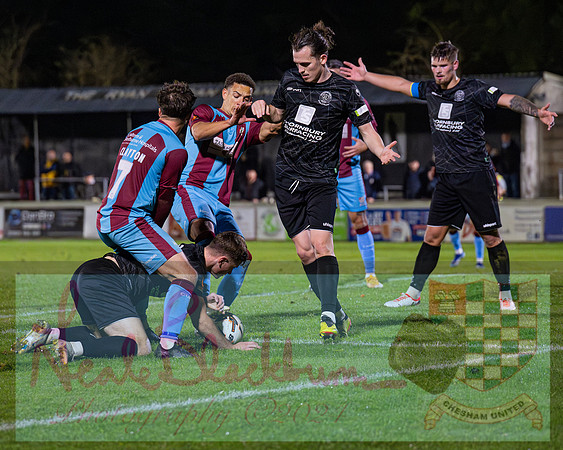 Chesham Utd 3 v 1 Chippenham Town (158 of 416)