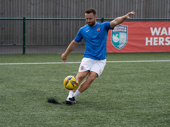 Walton and Hersham 2 Rams 2 (6 of 250)