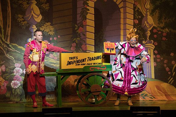 Swan Panto 2017