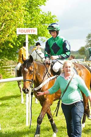 Kimblewick at Kimble Restricted Race