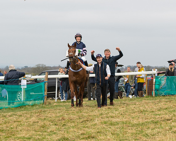 Race 2 - Veteran Horse (122 of 153)