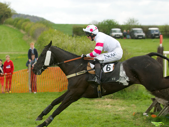 Kimblewick at Kimble Confined Hunts Race