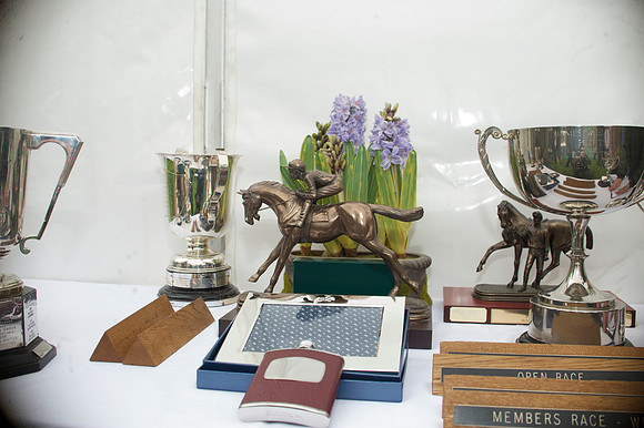 Kimblewick Hunts Point to Point at Kingston Blount Racecourse on Saturday 12th April 2014 Race 1 Confined Hunts Race.