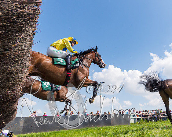 Race 2 - The Maiden  (158 of 442)