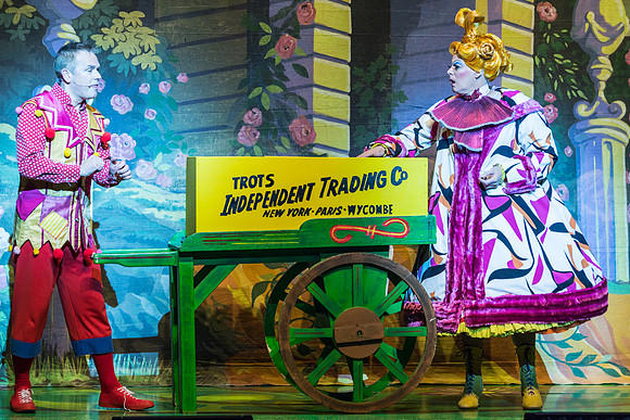 Swan Panto 2017