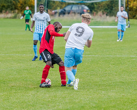 AFC Oaklands 2 v 1 Bengeo Trinity - Warm Up (175 of 297)