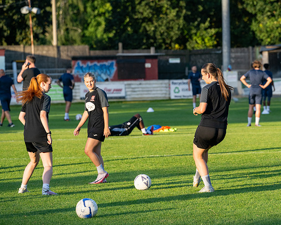 Chesham United training 06-08-2024 (37 of 277)