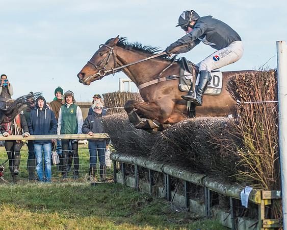 Race 6 - 4 5 6 yr old 2m4f Maiden Race-80