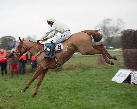 Race 6 - 2m4f Maiden 41