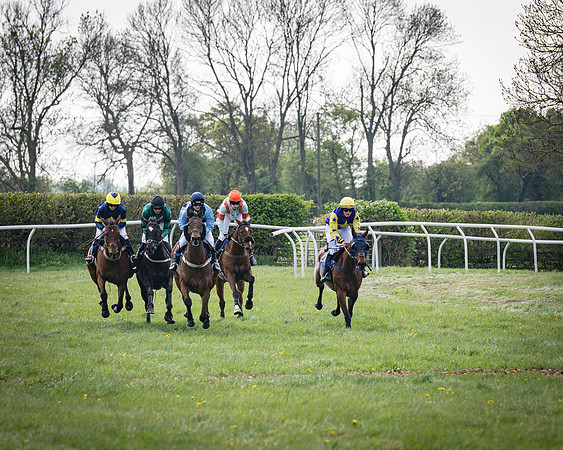 Race 3 - The Richardsons chartered Accountants Conditions Race [Level Three] for Novice Riders (46 of 117)